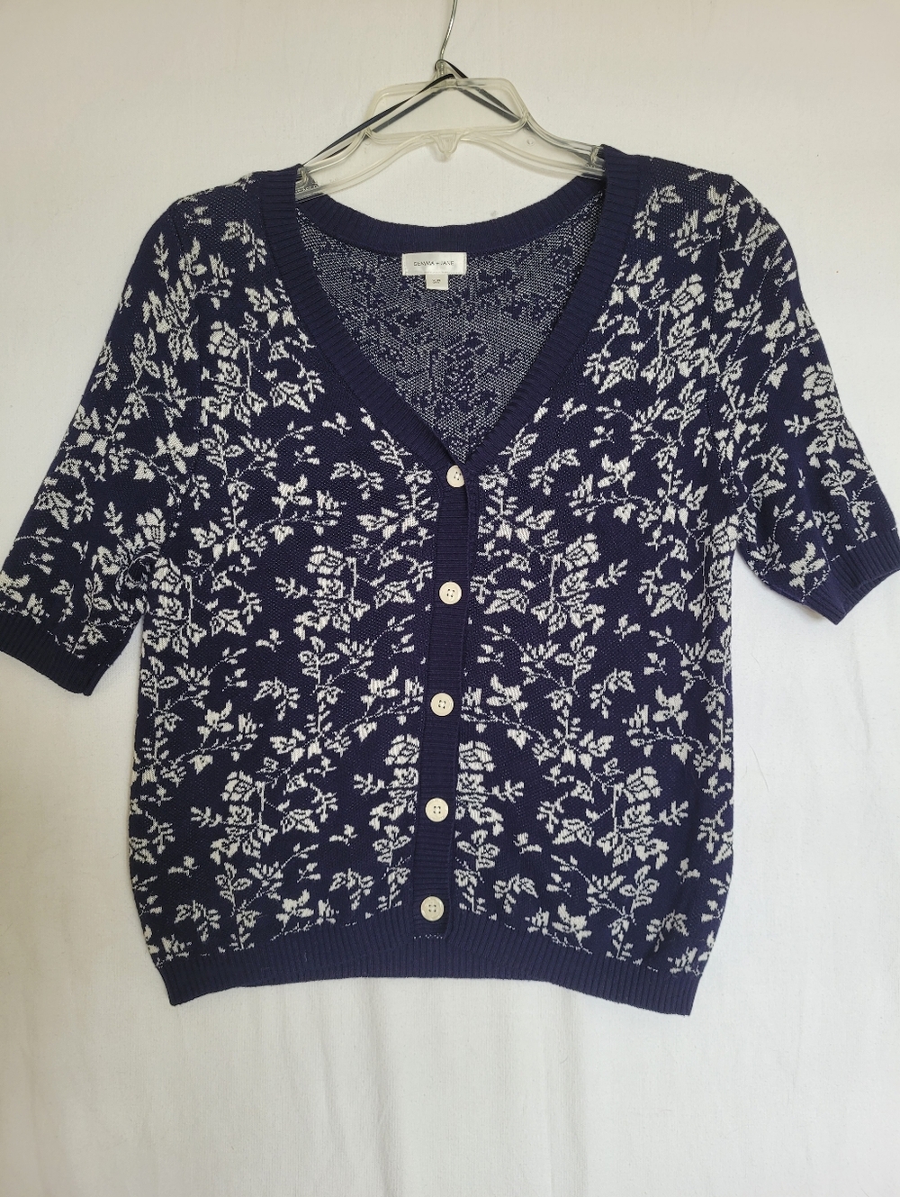 Navy and White Floral V-Neck Button Cardigan Size S Preppy Casual Cottage